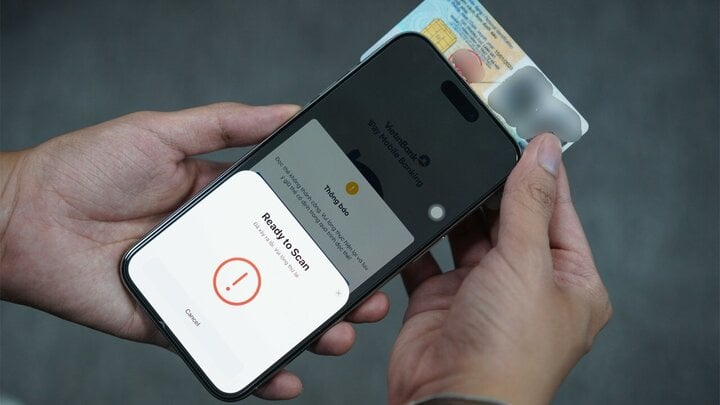 Cách tìm vị trí quét chip NFC trên điện thoại chưa đầy một phút- Ảnh 1. Cách tìm vị trí quét chip NFC trên điện thoại chưa đầy một phút- Ảnh 1.
