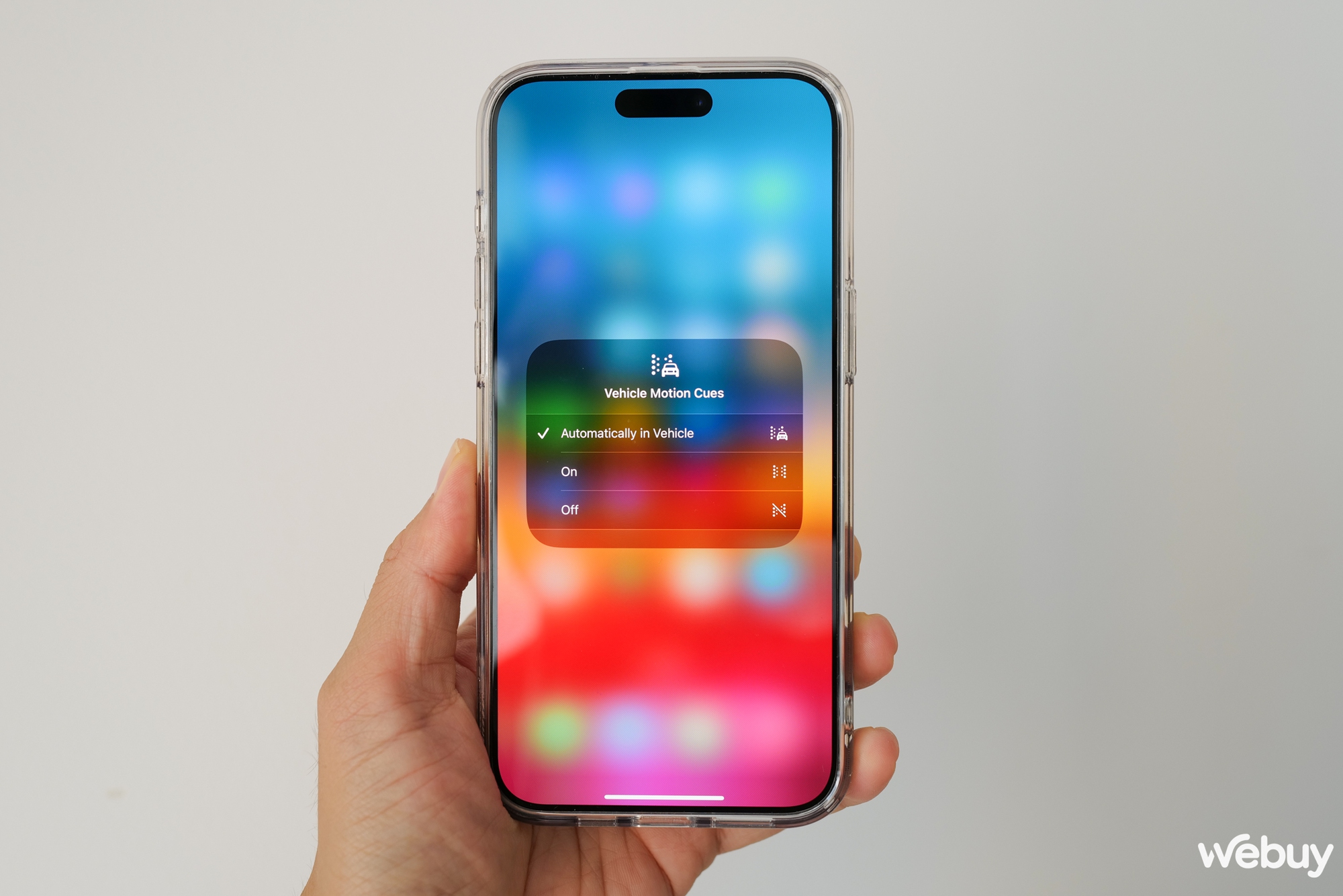 iPhone đột nhiên xuất hiện nhiều chấm tròn trên màn hình, tưởng lỗi nhưng hóa ra lại giúp chống say tàu xe cực hiệu quả- Ảnh 8. iPhone đột nhiên xuất hiện nhiều chấm tròn trên màn hình, tưởng lỗi nhưng hóa ra lại giúp chống say tàu xe cực hiệu quả- Ảnh 8.