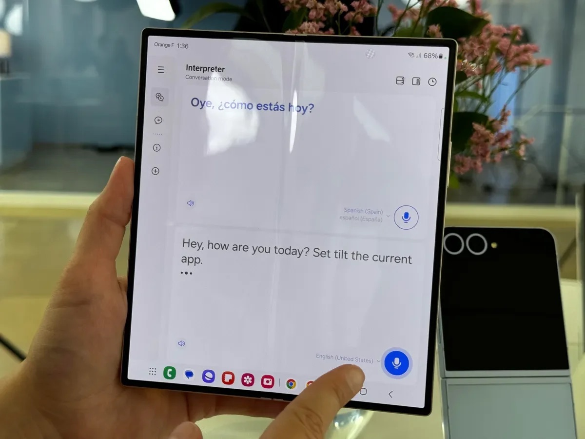 iPhone màn hình gập: Đột phá với pin lâu hơn và loại bỏ vết gấp xấu xí?- Ảnh 1.