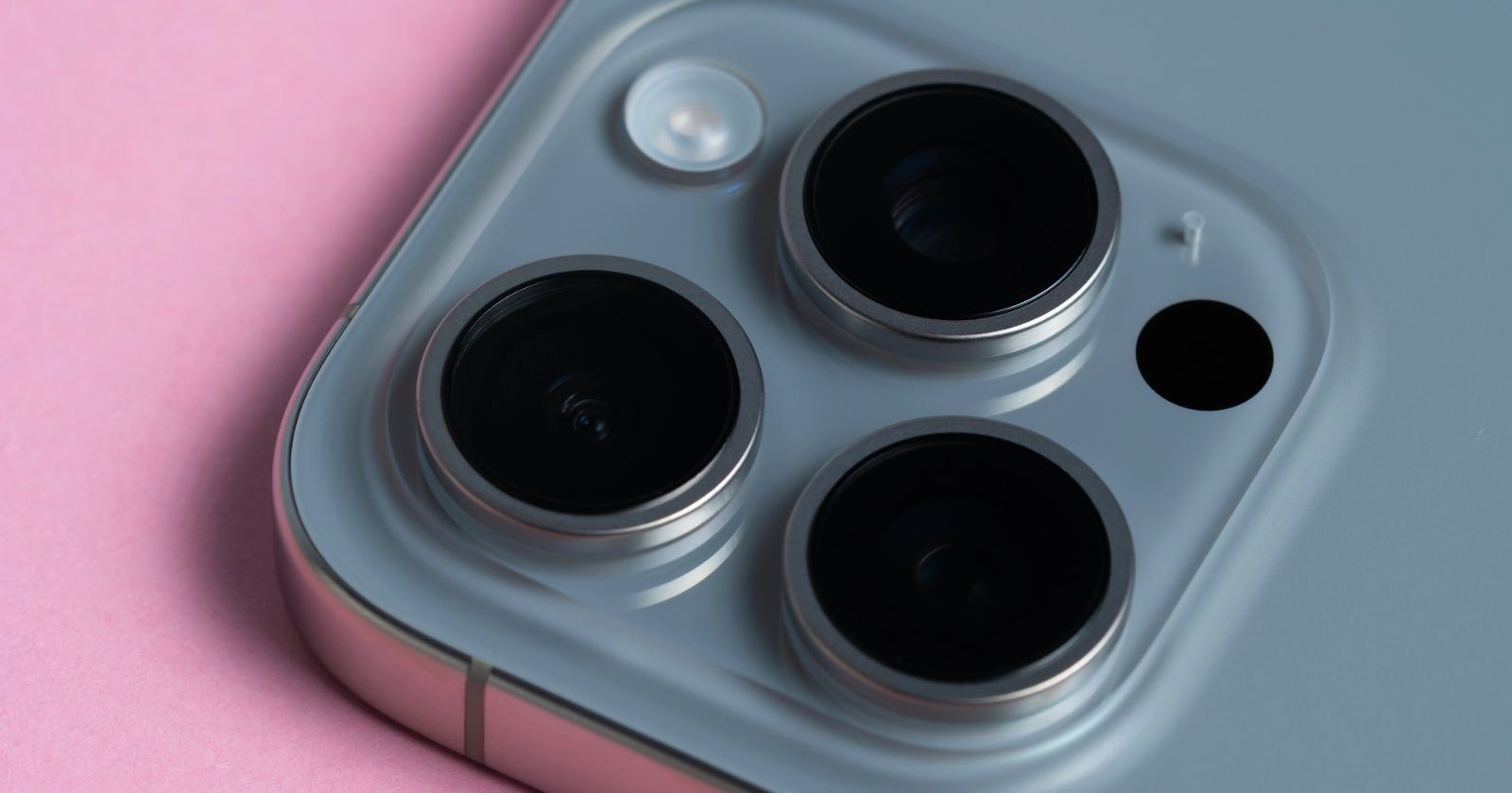Tính năng cực hay của iOS 26: Nhắc nhở người dùng khi camera của iPhone bị bẩn- Ảnh 1.